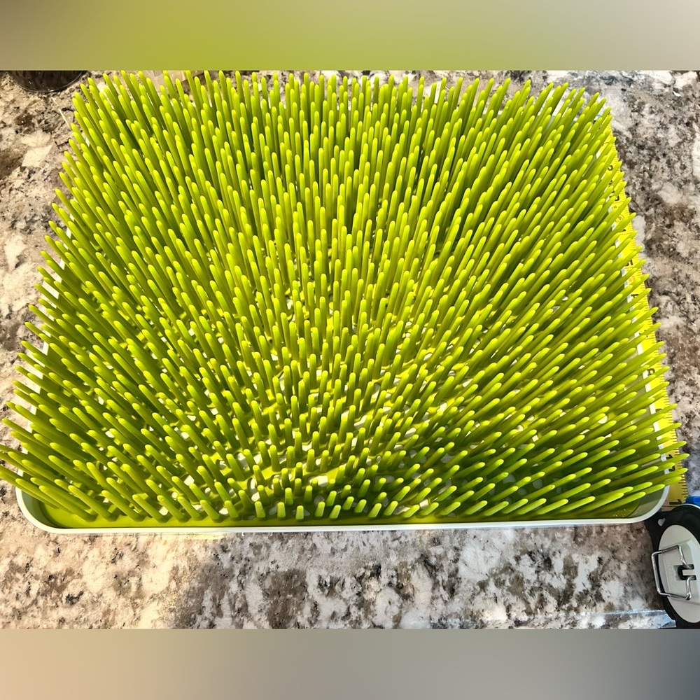 Green Grass Drying Rack Boon Lawn